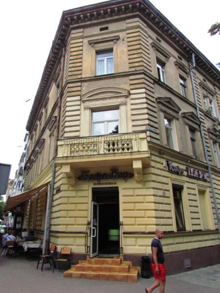 Апартаменты Апартаменты двухкомнатные с кондиционерами для 4-х Львов-61